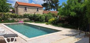 Appartement In Muntić Mit Terrasse Und Garten